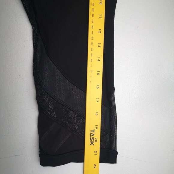 Lululemon Athletica Ladies Size 10 Black Mesh Wonder Under Crop/Capri Leggings - Picture 9 of 9